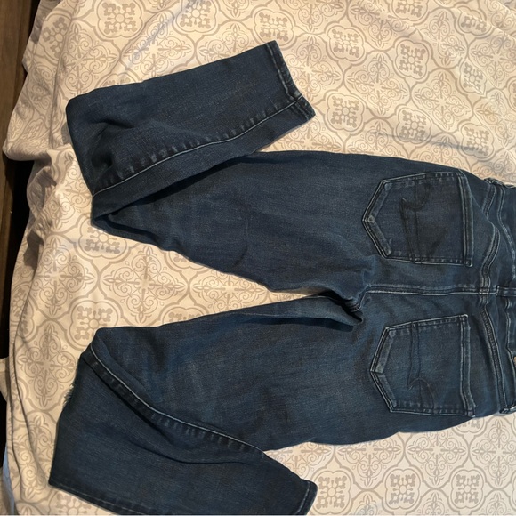 AE Distressed Curvy High Rise Jeggings Size 6 - Picture 7 of 8